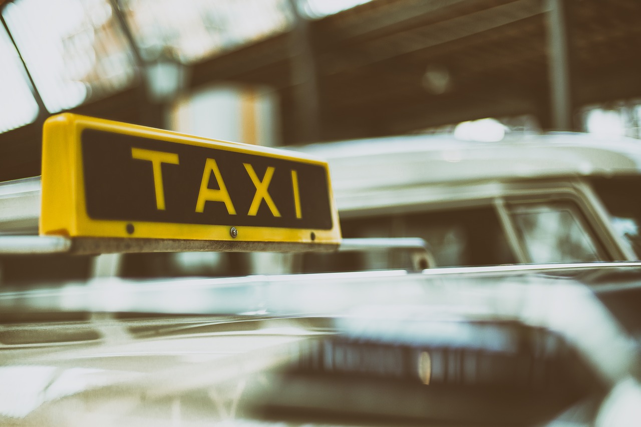 Les avantages d'un transport en taxi pour se rendre de l'aéroport Paris BVS à Disneyland Paris