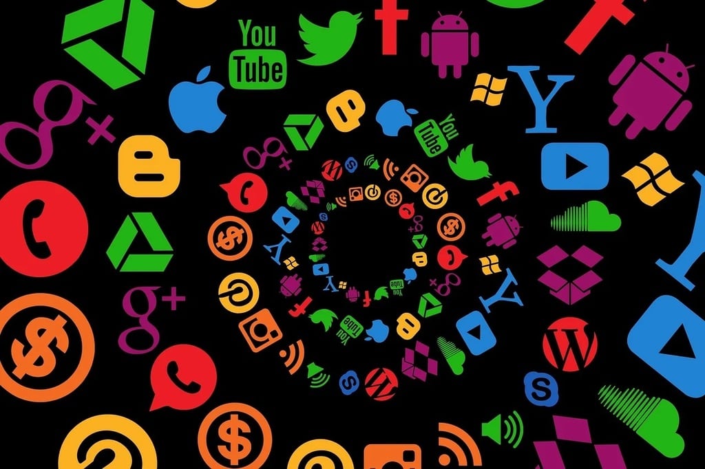Utiliser les réseaux sociaux pour attirer des clients
